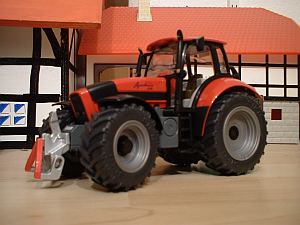 Deutz Agrotron 210 in Rot	