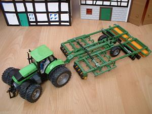 Deutz Agrotron 265 mit Amazone Centaur BBG 6001